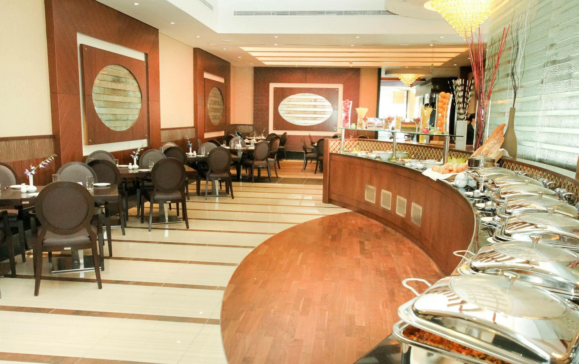 Danat Capital Hotel Abu Dabi Dış mekan fotoğraf